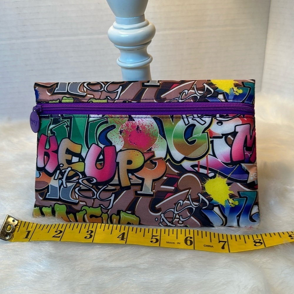Ipsy graffiti bag zippered makeup pouch
